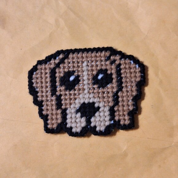 dog magnet plastic canvas - Picture 1 of 2